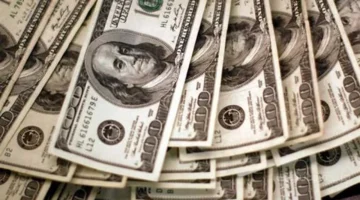 تطور جديد.. سعر الدولار اليوم يخالف التوقعات رقم غير مسبوق في البنوك 1